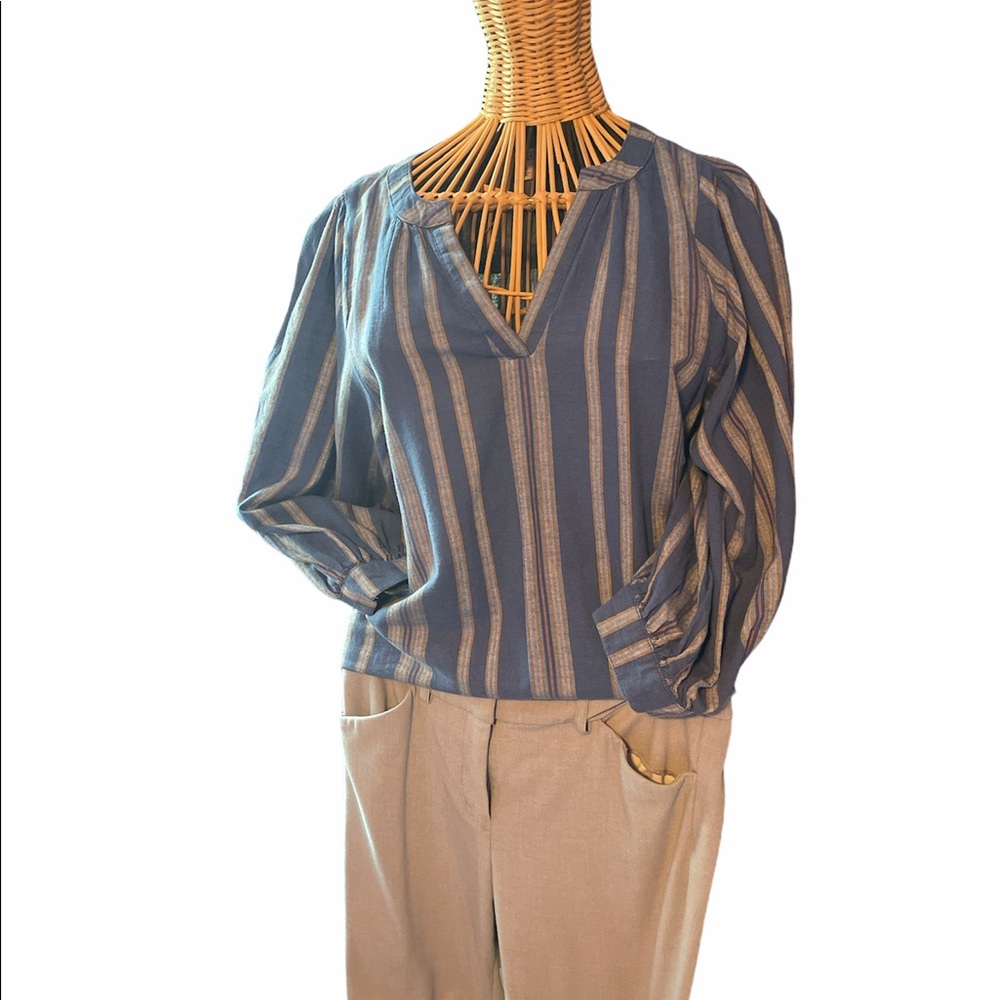 Casual or business ANA top XS fits big NW